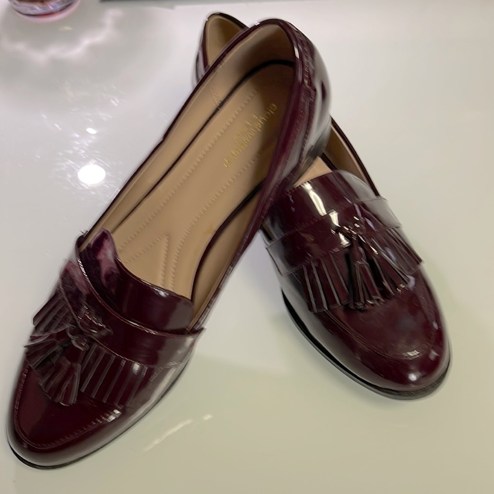 Cloudwalkers burgundy patent leather tassel loafer